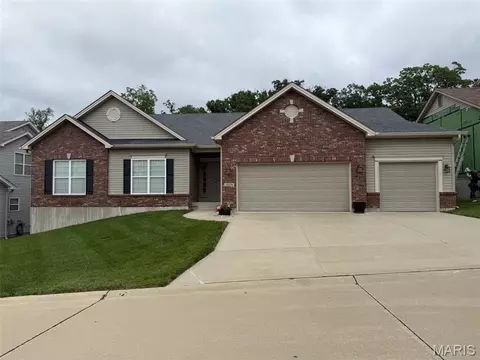 1628 Beckham Ridge Ct, Saint Louis, MO 63146
