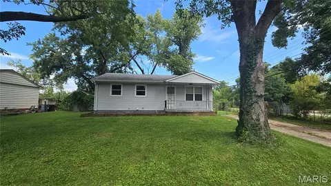 4265 Marigold Dr, Granite City, IL 62040