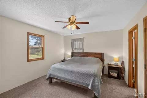 Bedroom - 15892 M- Mellow Dr, Cabool, MO 65689 photo 1 of 5
