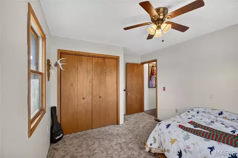 Bedroom - 15892 M- Mellow Dr, Cabool, MO 65689 photo 3 of 5