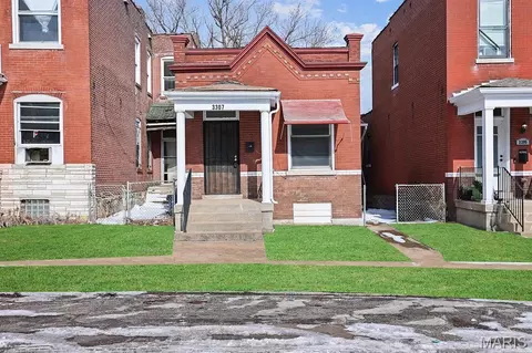 3307 Winnebago St, Saint Louis, MO 63118