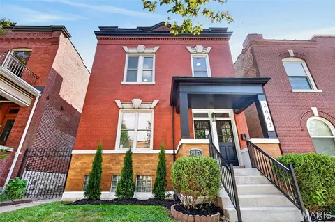 2642 Accomac St, Saint Louis, MO 63104