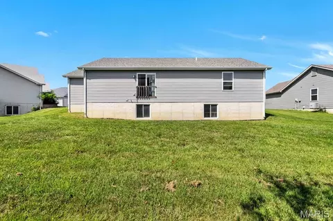 Exterior - 91 Swaying Pine Ln, Winfield, MO 63389 photo 3 of 6