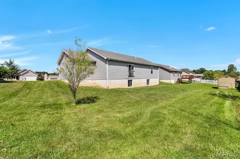 Exterior - 91 Swaying Pine Ln, Winfield, MO 63389 photo 4 of 6