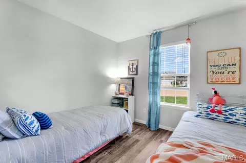 Bedroom - 91 Swaying Pine Ln, Winfield, MO 63389 photo 6 of 7