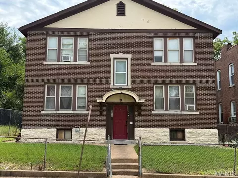 5976 Wabada Ave, Saint Louis, MO 63112