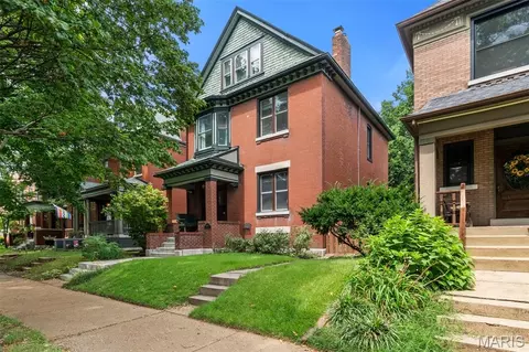 3625 Juniata St, Saint Louis, MO 63116