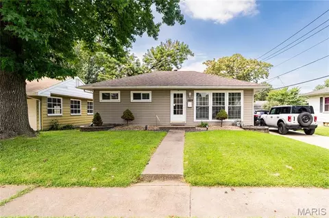 2929 Wayne Ave, Granite City, IL 62040
