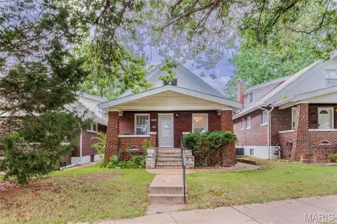 3325 Norma Ct, Saint Louis, MO 63139