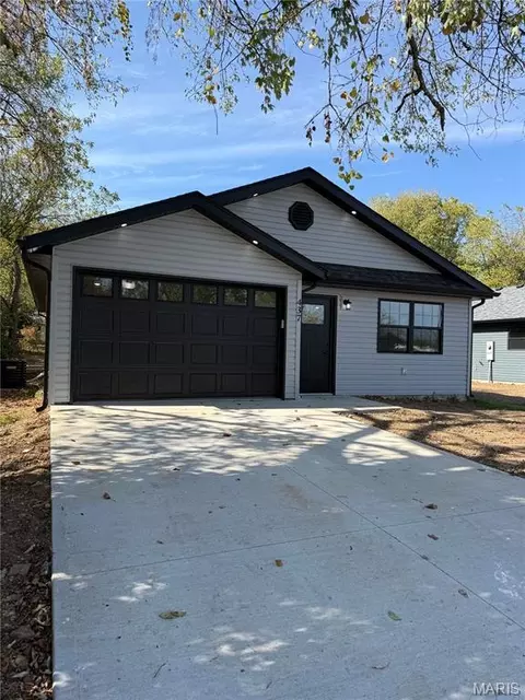 437 Polk Ave, Lebanon, MO 65536