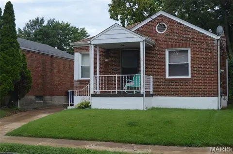 2827 Macklind Ave, Saint Louis, MO 63139