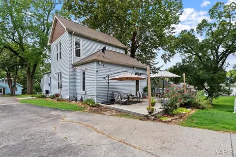 Exterior - 214 W Mary St, Jackson, MO 63755 photo 2 of 8