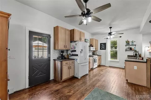 Kitchen - 214 W Mary St, Jackson, MO 63755 photo 3 of 3