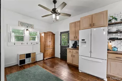 Kitchen - 214 W Mary St, Jackson, MO 63755 photo 2 of 3