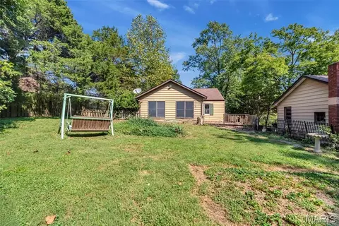 Exterior - 339 Summit Rd, Fenton, MO 63026 photo 8 of 9