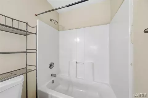 Bath - 1488 Cochise Dr, O'fallon, MO 63366 photo 2 of 7