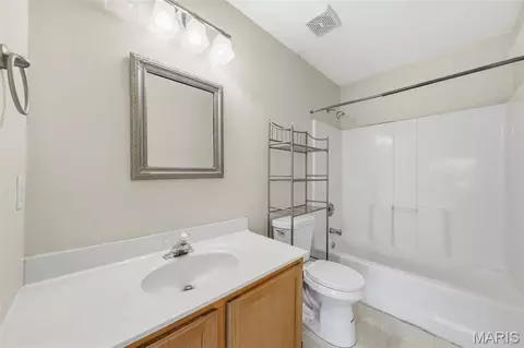 Bath - 1488 Cochise Dr, O'fallon, MO 63366 photo 5 of 7
