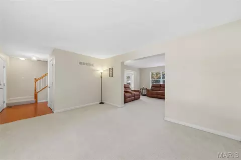 Living - 1488 Cochise Dr, O'fallon, MO 63366 photo 7 of 8