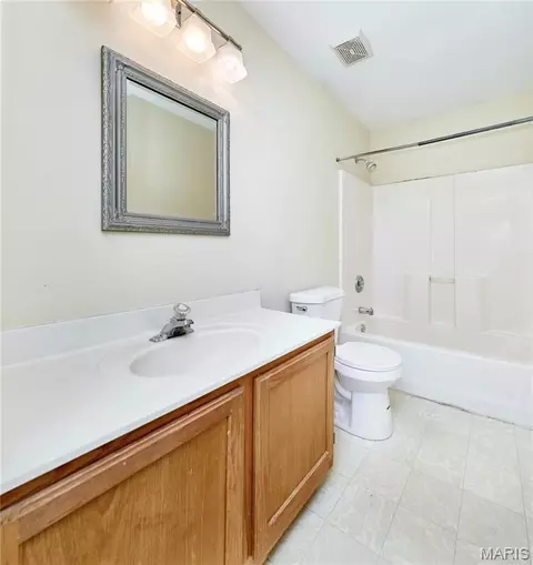 Bath - 1488 Cochise Dr, O'fallon, MO 63366 photo 2 of 3