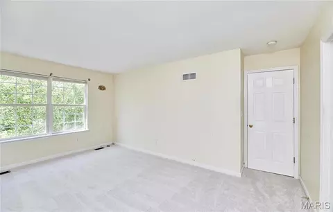 Bedroom - 1488 Cochise Dr, O'fallon, MO 63366 photo 6 of 13