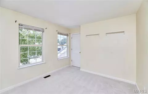 Bedroom - 1488 Cochise Dr, O'fallon, MO 63366 photo 10 of 13