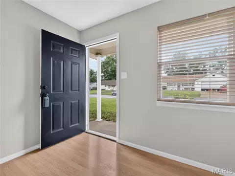 Entry Way - 405 Prince Ruppert Dr, O'fallon, MO 63366 photo 1 of 2