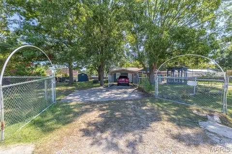 Exterior - 656 5th St, Qulin, MO 63961 photo 4 of 5