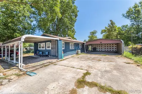 Exterior - 656 5th St, Qulin, MO 63961 photo 2 of 5