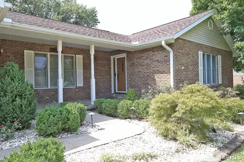 Exterior - 1513 Tanglewood Rd, Jackson, MO 63755 photo 5 of 19