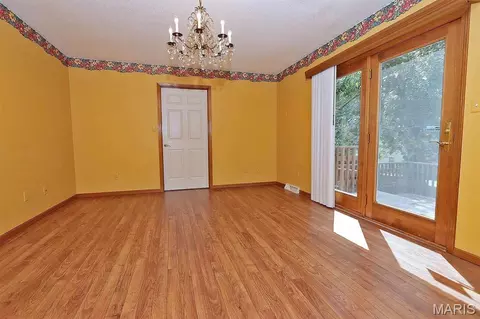 Dining - 1513 Tanglewood Rd, Jackson, MO 63755 photo 2 of 3