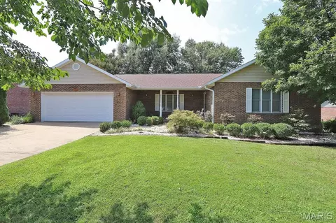 Exterior - 1513 Tanglewood Rd, Jackson, MO 63755 photo 3 of 19