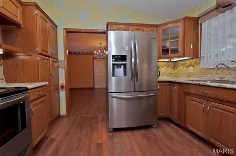 Kitchen - 1513 Tanglewood Rd, Jackson, MO 63755 photo 2 of 6