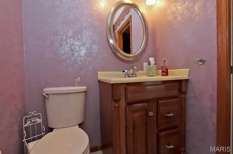 Bath - 1513 Tanglewood Rd, Jackson, MO 63755 photo 3 of 5