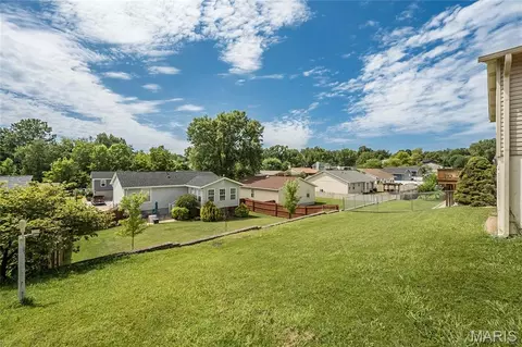 Exterior - 3152 Lupine Dr, Arnold, MO 63010 photo 6 of 8