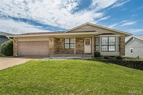 Exterior - 3152 Lupine Dr, Arnold, MO 63010 photo 2 of 8