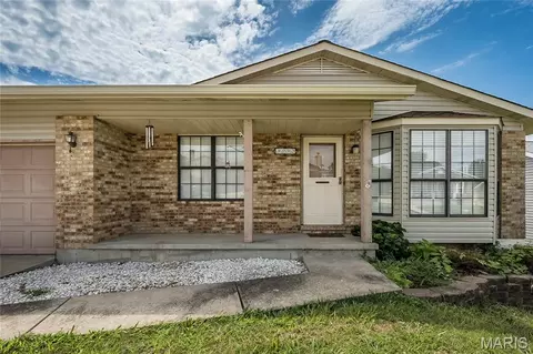 Exterior - 3152 Lupine Dr, Arnold, MO 63010 photo 3 of 8