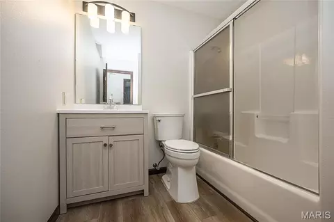 Bath - 3152 Lupine Dr, Arnold, MO 63010 photo 1 of 3