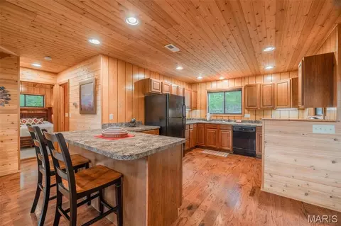 Kitchen - 1741 Sonnenblick Dr, Innsbrook, MO 63390 photo 1 of 2