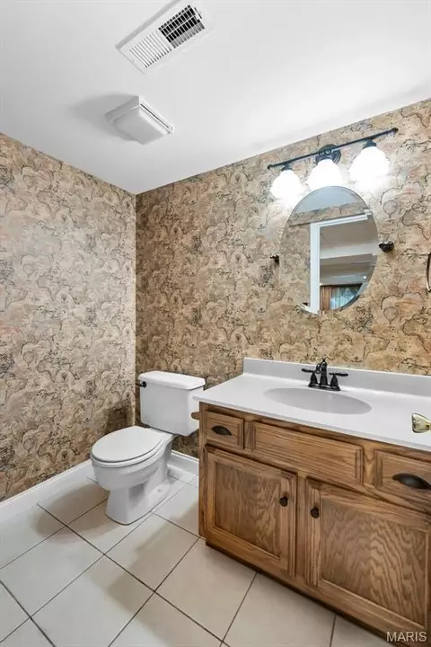 Bath - 1220 Kiowa St, Jackson, MO 63755 photo 6 of 6