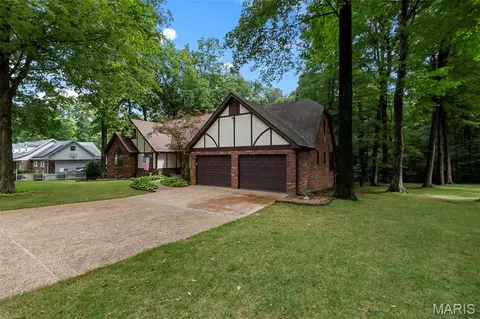 Exterior - 1220 Kiowa St, Jackson, MO 63755 photo 5 of 16