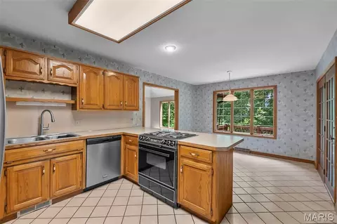 Kitchen - 1220 Kiowa St, Jackson, MO 63755 photo 1 of 3