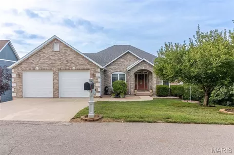 121 Cottonblossom Dr, Hillsboro, MO 63050