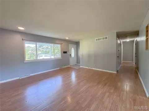 Living - 450 Hillcrest Dr, Bourbon, MO 65441 photo 3 of 3