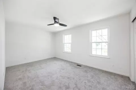 Bedroom - 1508 Progress Ln, Belleville, IL 62221 photo 3 of 5