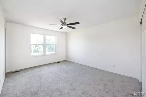 Bedroom - 1508 Progress Ln, Belleville, IL 62221 photo 1 of 5