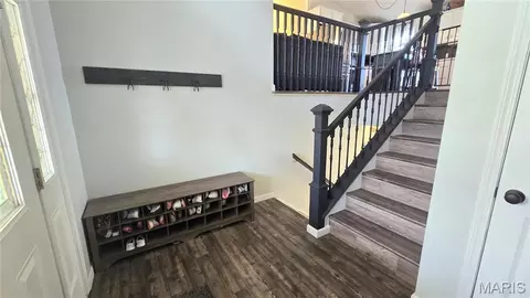Entry Way - 761 Klein Dr, Smithton, IL 62285 photo 1 of 9
