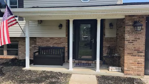 Exterior - 761 Klein Dr, Smithton, IL 62285 photo 2 of 8