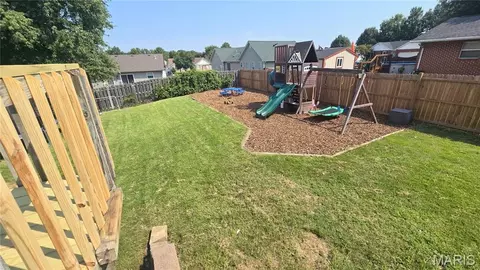 Exterior - 761 Klein Dr, Smithton, IL 62285 photo 3 of 8