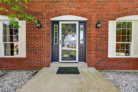 Entry Way - 10 Docs Ct, Saint Charles, MO 63303 photo 1 of 3