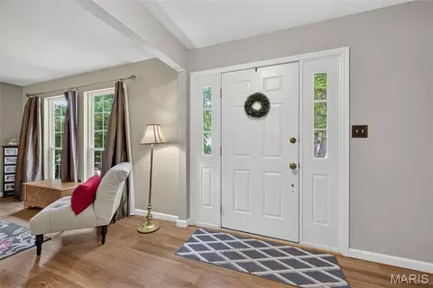 Entry Way - 10 Docs Ct, Saint Charles, MO 63303 photo 2 of 3